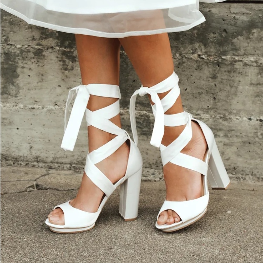 Lulus Dorian Ivory Satin Lace-Up Platform Heels Size 8